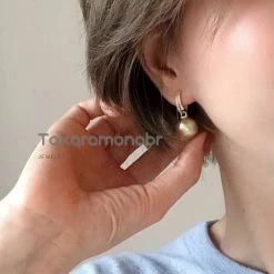 Takaramonobr Diamond Huggie And Detachable Pearl Drop Earrings - 13.0-14.0 Mm Golden South Sea Pearl