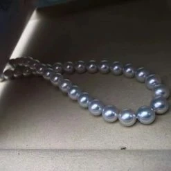 Brand new ❤️ Takaramonobr MADAMA | 8.0-8.5 Mm Natural Silver-Blue Akoya Pearl Necklace - PSL Certificate ✔️ 19 Takaramonobr MADAMA | 8.0-8.5 Mm Natural Silver-Blue Akoya Pearl Necklace - PSL Certificate