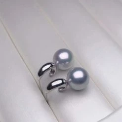 Takaramonobr Akoya Pearls 8.0-8.5 Mm Silver-Blue Akoya Pearl Earrings Mounted On 18K Gold