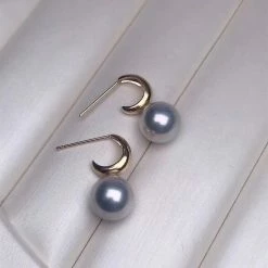 Takaramonobr Akoya Pearls 8.0-8.5 Mm Silver-Blue Akoya Pearl Earrings Mounted On 18K Gold