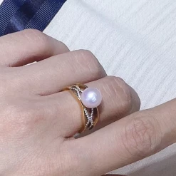 Buy ๐ Takaramonobr Textured Interwoven 8.0-8.5 Mm White Akoya Pearl & Diamond Ring In 18K Yellow Gold ๐ 9 Takaramonobr Textured Interwoven 8.0-8.5 Mm White Akoya Pearl & Diamond Ring In 18K Yellow Gold