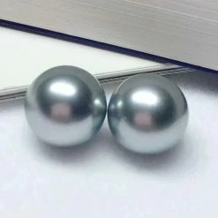 Takaramonobr 9.0-10.0 Mm Tahitian Silver Blue Pearl Stud Earrings Mounted On 18-Karat White Gold Blue Pearls