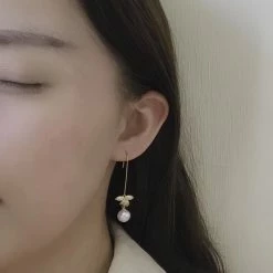 Discount ๐ Takaramonobr G18k Orchid Design Akoya Dangle Pearl Earrings In Pinched Wire Craft, 8.5-9.0 Mm Akoya Pearls ๐ 13 Takaramonobr G18k Orchid Design Akoya Dangle Pearl Earrings In Pinched Wire Craft, 8.5-9.0 Mm Akoya Pearls