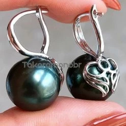 Takaramonobr Black Pearls 12.0-13.0 Mm Tahitian Black Pearl Wing Earrings Mounted On 18-Karat Yellow/White Gold