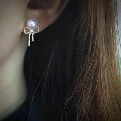 Takaramonobr Bowknot 7.0-7.5 Mm White Japanese Akoya Pearl Earrings With Diamonds In 18K Gold