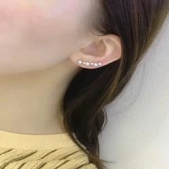 Takaramonobr Multiple Pearls Series 4.0-4.5 Mm Mini Silver Blue Akoya Pearl & White Corundum In 18K Yellow Gold