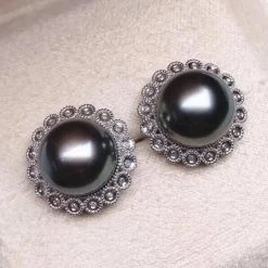 Takaramonobr Sunrise 11.0-12.0 Mm Tahitian Black Pearl Stud Earrings With Diamond Mounted On 18K White Gold