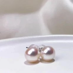 Takaramonobr 7.5-8.0 Mm White Akoya Round Pearl Stud Earrings On Solid 18-Karat White Gold