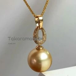 Takaramonobr Mystical 13.0-14.0 Mm Golden South Sea Pearl & Diamond Pendant In 18-Karat Yellow Gold