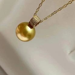 Wholesale 🔔 Takaramonobr 12.0-13.0 Mm Golden South Sea Pearl & Diamond Triumph Pendant In Gold ⌛ 8 Takaramonobr 12.0-13.0 Mm Golden South Sea Pearl & Diamond Triumph Pendant In Gold