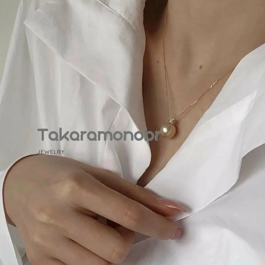 Best Pirce ๐ฏ Takaramonobr Forever Elegant 10.0-11.0 Mm Golden South Sea Pearl & Diamond Earrings/Pendant In Gold Different Pearl Type In Same Style ๐ 10 Takaramonobr Forever Elegant 10.0-11.0 Mm Golden South Sea Pearl & Diamond Earrings/Pendant In Gold Different Pearl Type In Same Style