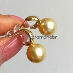 Takaramonobr 10.0-11.0 Mm Golden South Sea Pearl Earrings Mounted On 18-Karat Yellow Gold