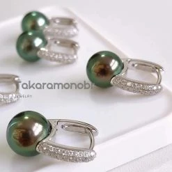 Takaramonobr 9.0-10.0 Mm Fixed Square Edge Diamond And Tahitian Pearl Hoop Earrings