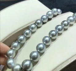 Takaramonobr Blue Pearls 16 Inch Choker 10.0-12.0 Mm Round Tahitian Silver Blue Pearl Necklace