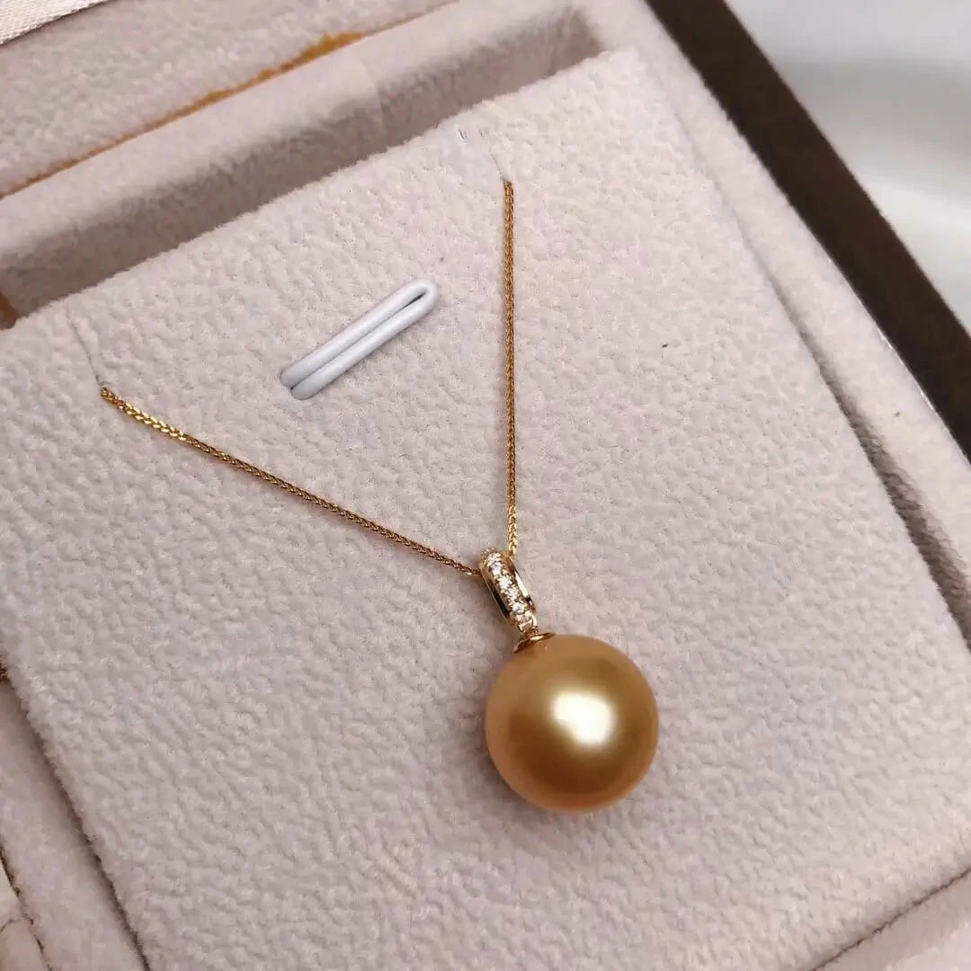 Top 10 ๐ Takaramonobr Twinkle Drop 12.0-13.0 Mm AAA Golden South Sea Pearl Pendant & Diamond In 18-Karat Yellow Gold ๐งจ 3 Takaramonobr Twinkle Drop 12.0-13.0 Mm AAA Golden South Sea Pearl Pendant & Diamond In 18-Karat Yellow Gold