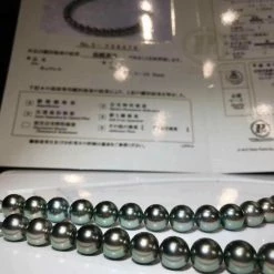 Takaramonobr LAGOON | 8.0-11.0 Mm True Round Green Tahitian Pearl Necklace | PSL Certificate