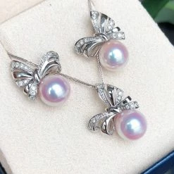 Takaramonobr Ribbons 8.5-9.0 Mm White Japanese Akoya Pearl Earrings With Diamonds In 18K Gold