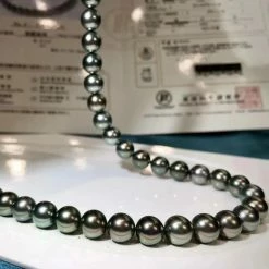 Takaramonobr LAGOON | 8.0-11.0 Mm True Round Green Tahitian Pearl Necklace | PSL Certificate