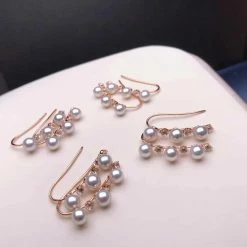 Takaramonobr Multiple Pearls Series 4.0-4.5 Mm Mini Silver Blue Akoya Pearl & White Corundum In 18K Yellow Gold