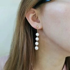 Takaramonobr 8.0-8.5mm Cultured White Akoya Pearl Petal Drop Earring In Gold