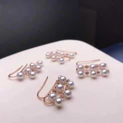 Takaramonobr Multiple Pearls Series 4.0-4.5 Mm Mini Silver Blue Akoya Pearl & White Corundum In 18K Yellow Gold