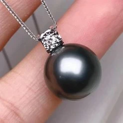 Takaramonobr Black Pearls Forever Elegant AAA 13.0-14.0 Mm Tahitian Black Pearl & Diamond Pendant