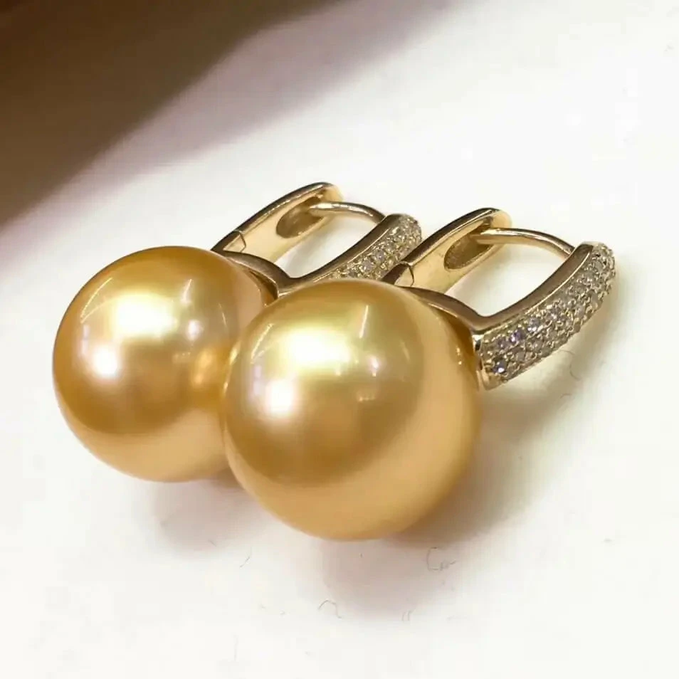 Best Pirce 😉 Takaramonobr 13.0-14.0 Mm Fixed Square Edge Diamond And Golden South Sea Pearl Hoop Earrings Different Pearl Type In Same Style 😍 7 Takaramonobr 13.0-14.0 Mm Fixed Square Edge Diamond And Golden South Sea Pearl Hoop Earrings Different Pearl Type In Same Style