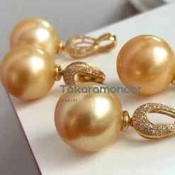 Takaramonobr Mystical 13.0-14.0 Mm Golden South Sea Pearl & Diamond Pendant In 18-Karat Yellow Gold