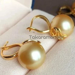Takaramonobr Different Pearl Type In Same Style 13.0-14.0 Mm Golden South Sea Pearl Wing Earrings Mounted On G18K