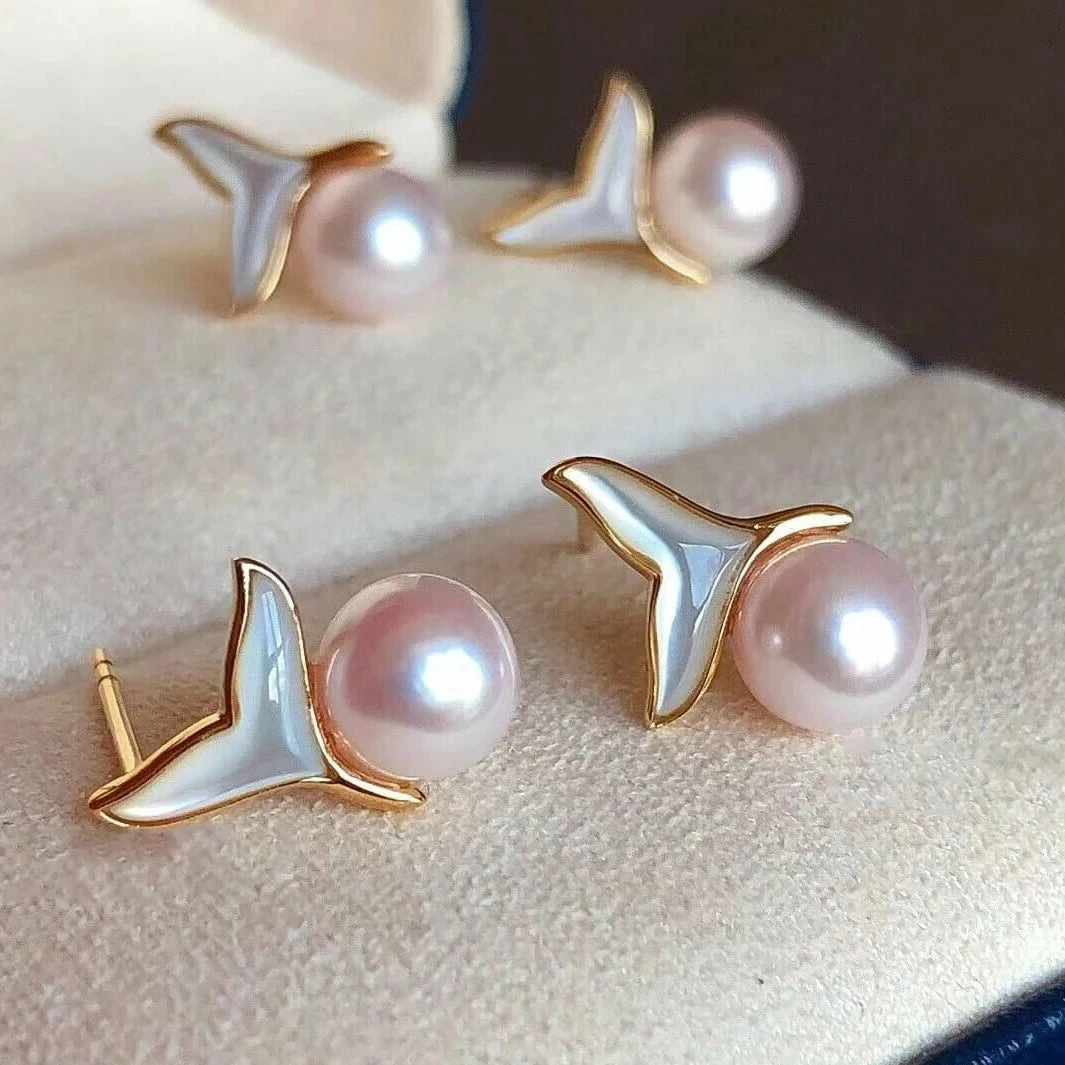 New π Takaramonobr 6.0-6.5 Mm Mermaid Whale Tail White Akoya Pearl Stud Earrings In 18-Karat Gold π 3 Takaramonobr 6.0-6.5 Mm Mermaid Whale Tail White Akoya Pearl Stud Earrings In 18-Karat Gold