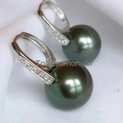 Takaramonobr 12.0-13.0 Mm Fixed Round Edge Diamond And Tahitian Pearl Hoop Earrings