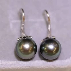 Takaramonobr 10.0-11.0 Mm Ripples Tahitian Pearl Earrings In 18k Gold With Diamond