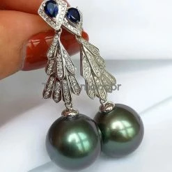 Takaramonobr Black Pearls Plumage 13.0-14.0 Mm Tahitian Blue Green Pearl & Diamond Sapphire Earrings In G18k