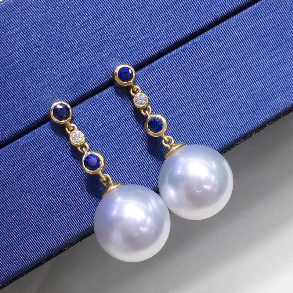 Discount โญ Takaramonobr Pearl Earrings Blue Rain 9.0-10.0 Mm White South Sea Pearl Sapphire Earrings In Gold With Diamonds ๐ 3 Takaramonobr Pearl Earrings Blue Rain 9.0-10.0 Mm White South Sea Pearl Sapphire Earrings In Gold With Diamonds
