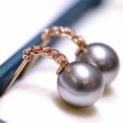 Takaramonobr Pearl Earrings 9.0-10.0 Mm G18k Diamonds & Tahitian Pearls Industrial Earrings