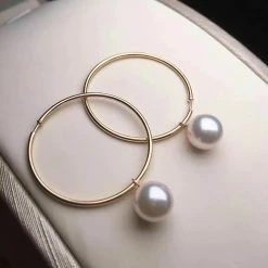 Takaramonobr Akoya Pearls Annulus 8.0-8.5 Mm White Akoya Pearl Detachable Earrings In 18K