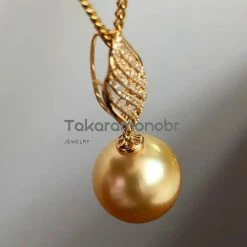Takaramonobr 13.0-14.0 Mm Golden South Sea Pearl & Diamond Love Elegance Giant Pendant In 18-Karat Yellow Gold Golden South Sea Pearls